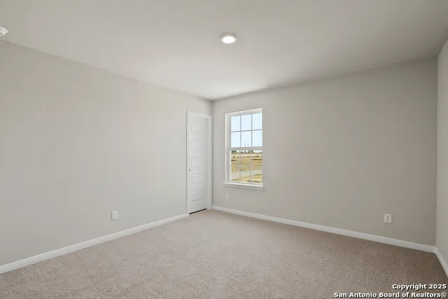 8806 Black Oak Drive Elmendorf, TX 78112