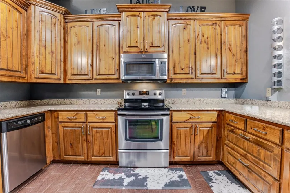 115 Turnberry Loop Graford, TX 76449