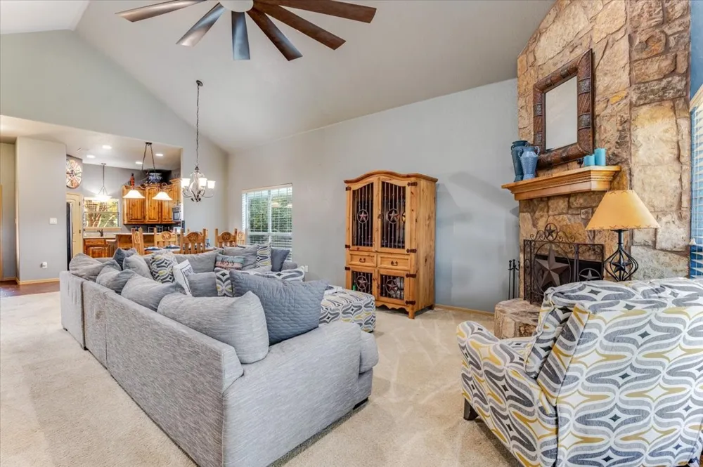 115 Turnberry Loop Graford, TX 76449