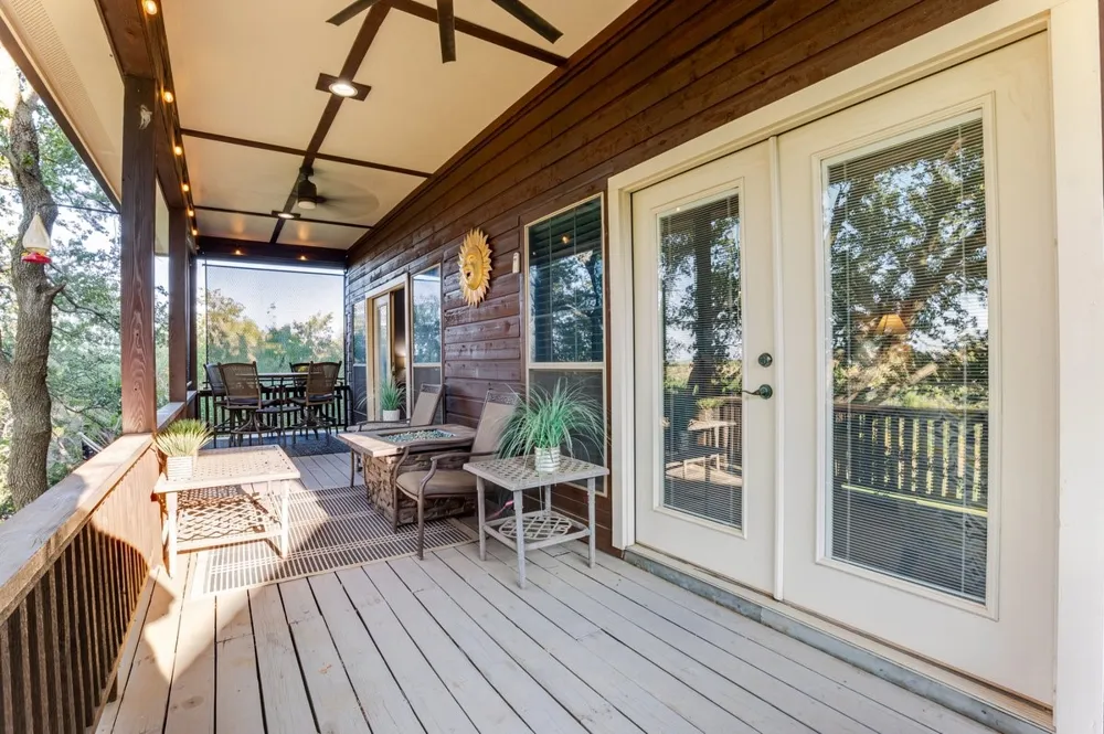 115 Turnberry Loop Graford, TX 76449