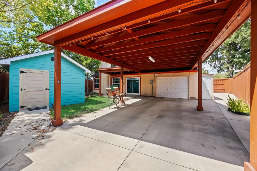 1706 Eastcliff Drive Dallas, TX 75217