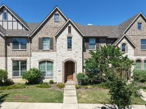 2401 Cort Drive