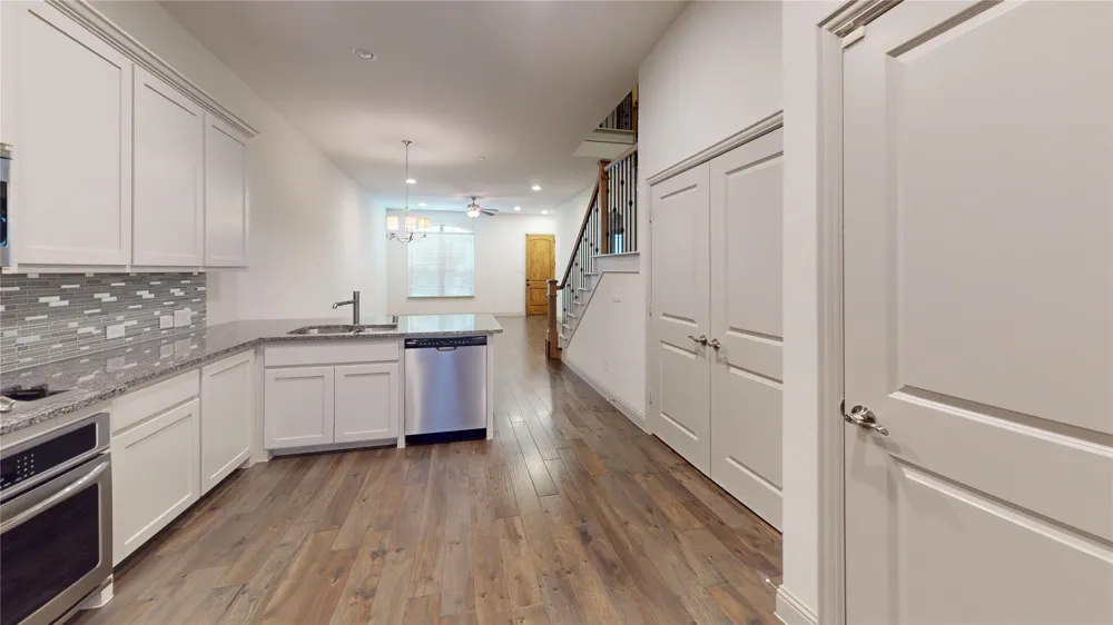 2401 Cort Drive Carrollton, TX 75010