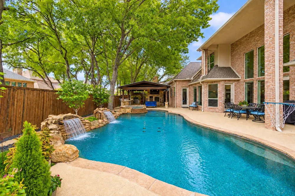 625 Cambridge Manor Lane Coppell, TX 75019