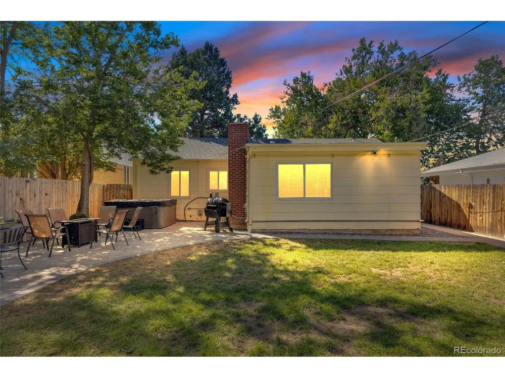 1230 Alton Street Aurora, CO 80010