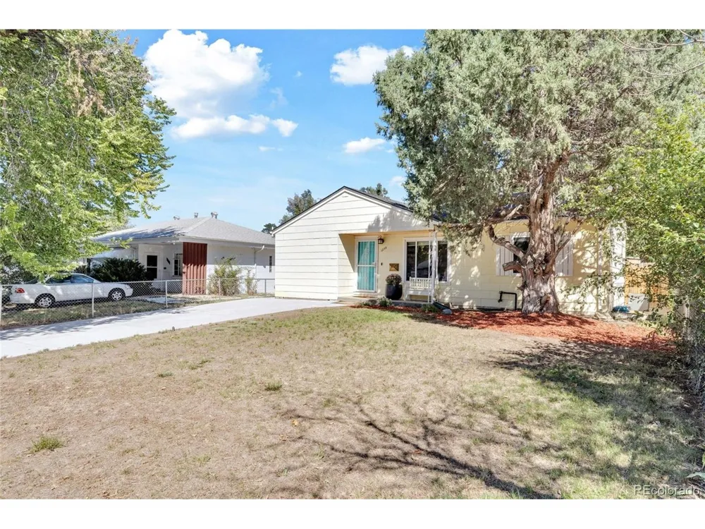 1230 Alton Street Aurora, CO 80010