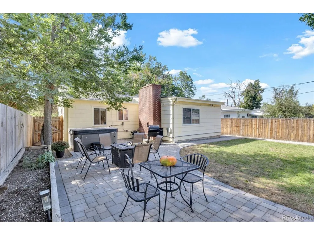 1230 Alton Street Aurora, CO 80010