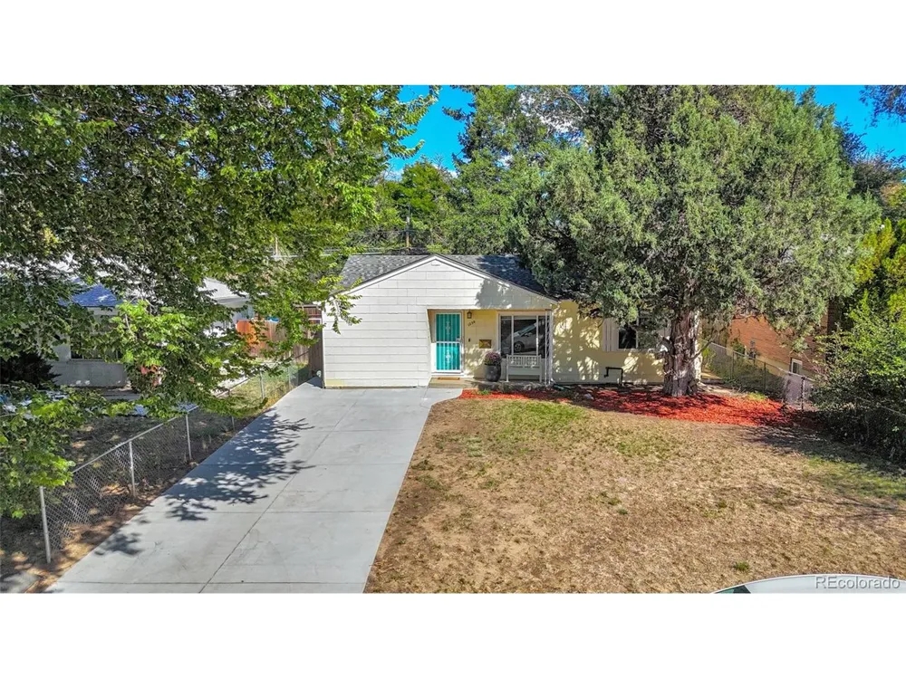 1230 Alton Street Aurora, CO 80010