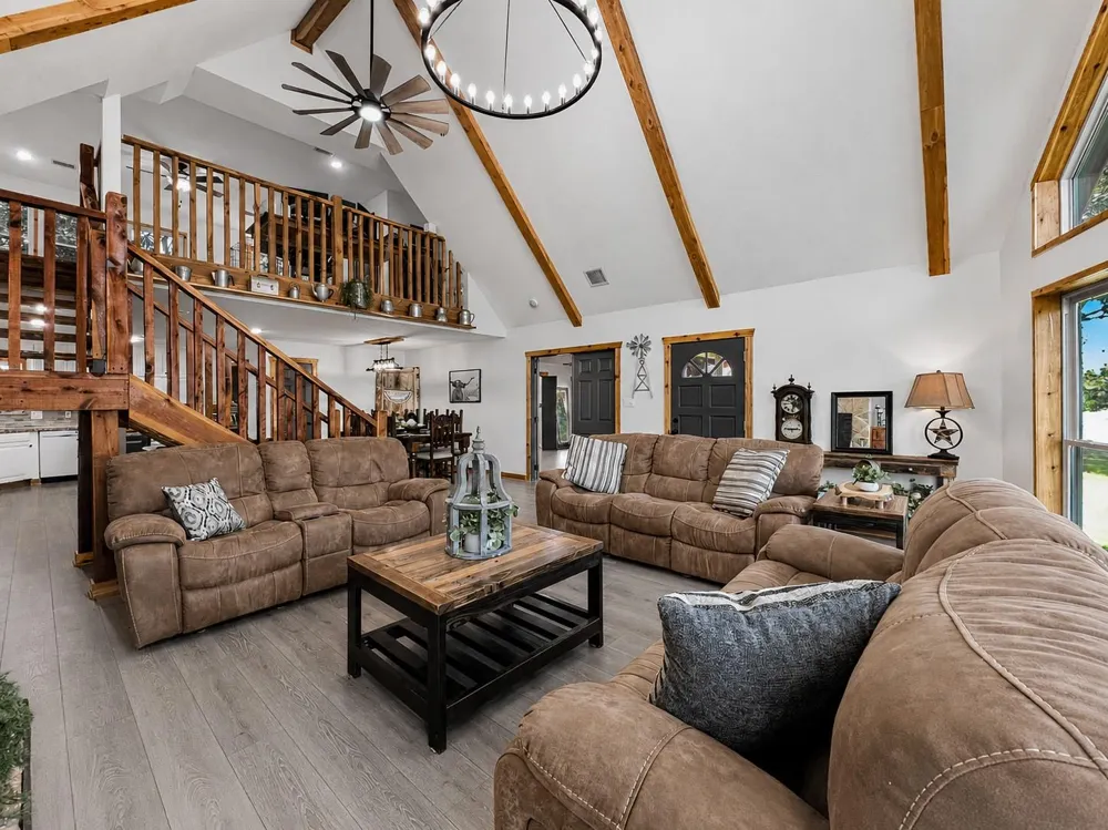 19023 Frey Road Hempstead, TX 77445