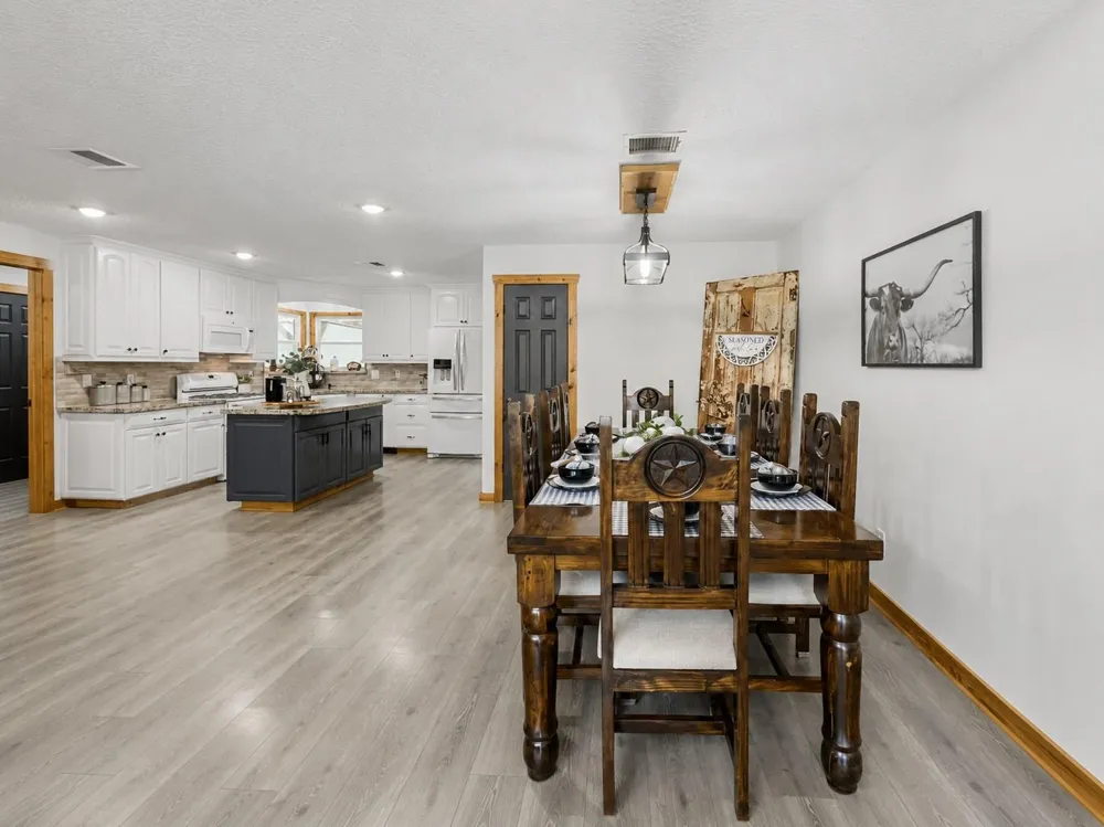 19023 Frey Road Hempstead, TX 77445