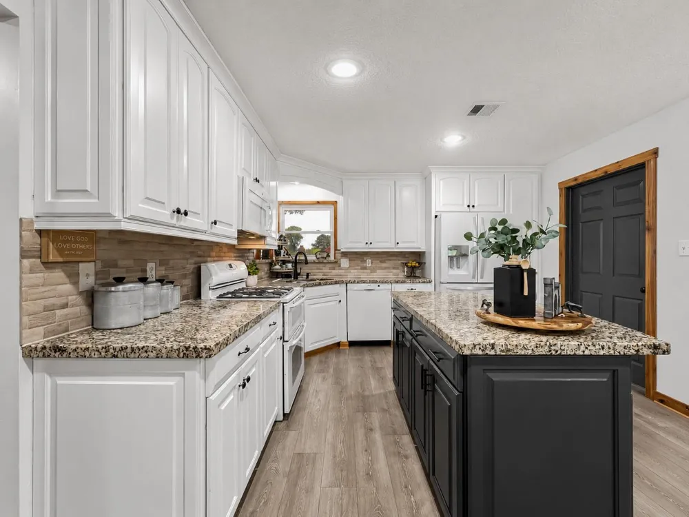 19023 Frey Road Hempstead, TX 77445