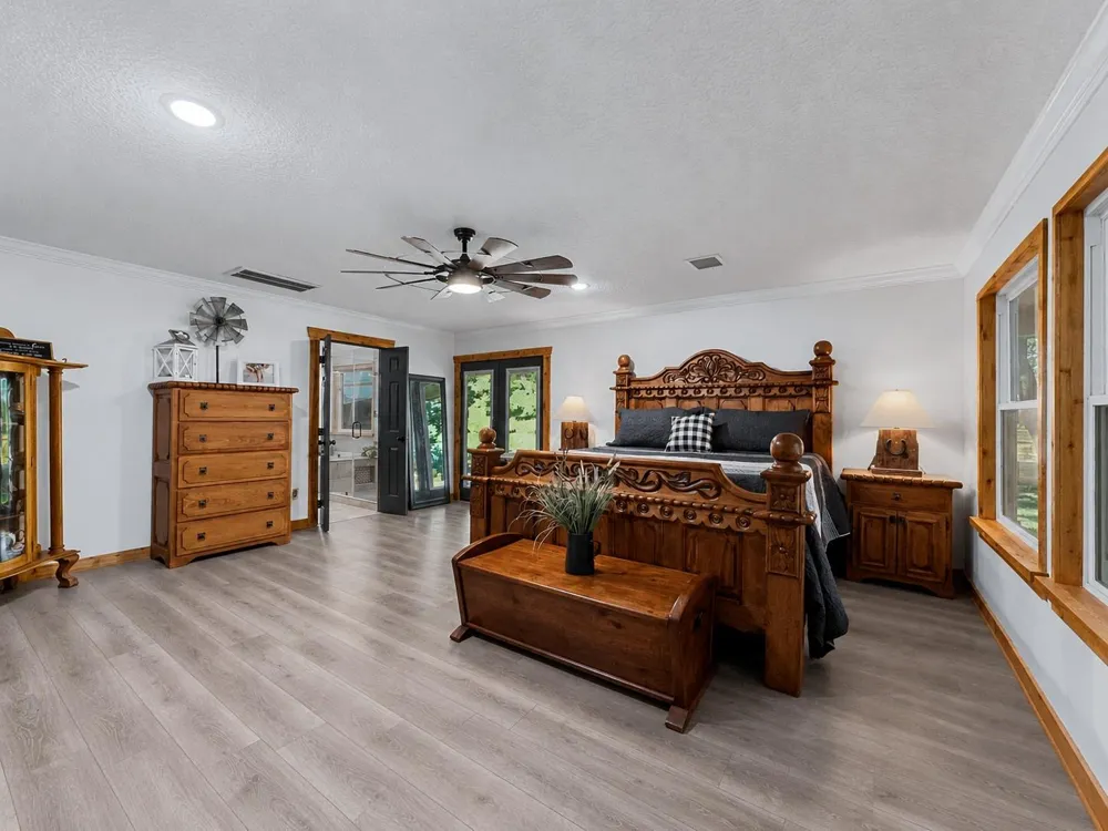 19023 Frey Road Hempstead, TX 77445