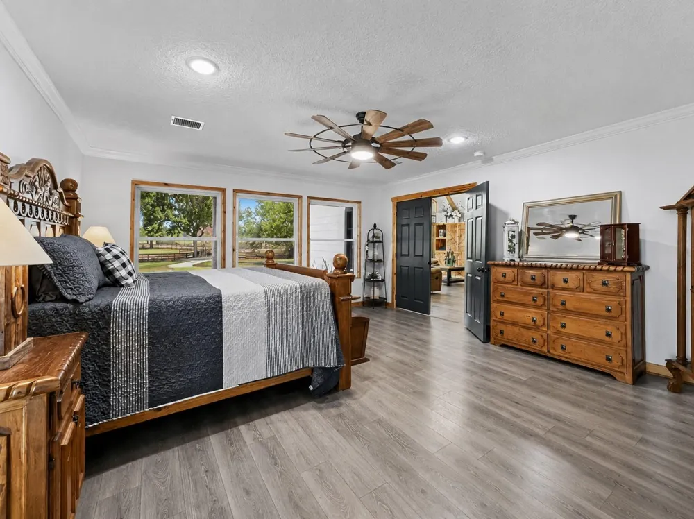 19023 Frey Road Hempstead, TX 77445