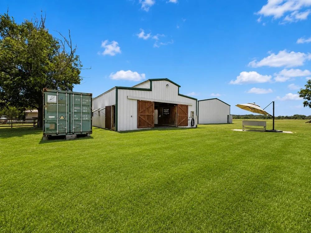 19023 Frey Road Hempstead, TX 77445