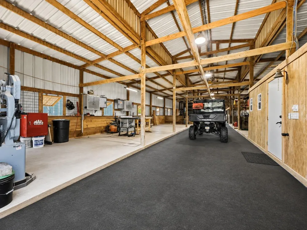 19023 Frey Road Hempstead, TX 77445