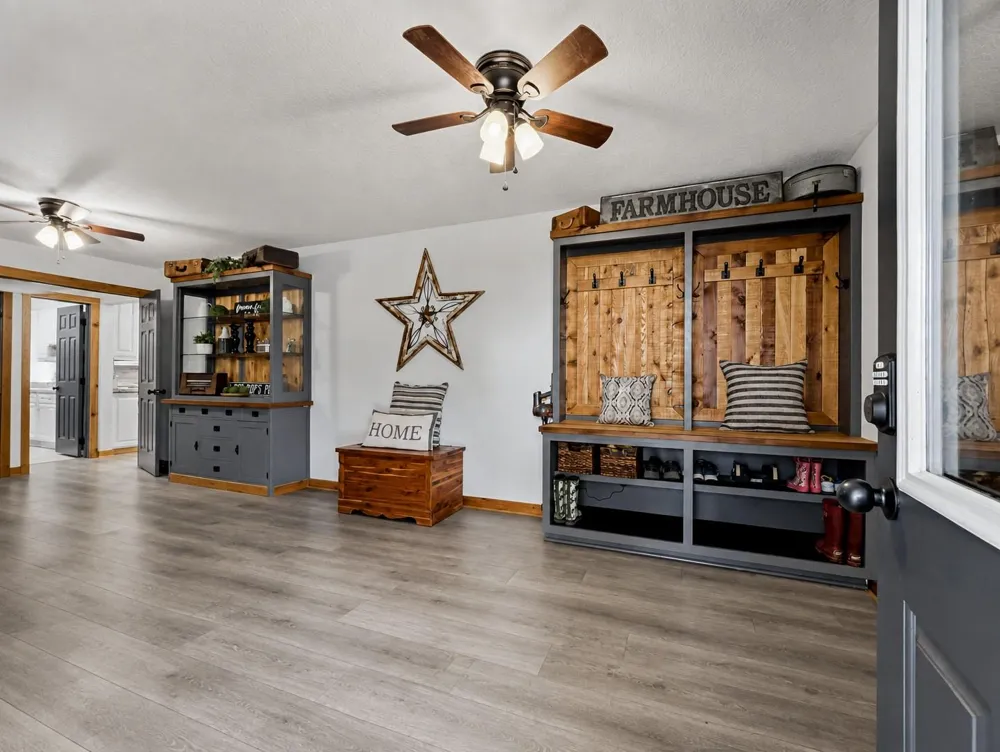 19023 Frey Road Hempstead, TX 77445