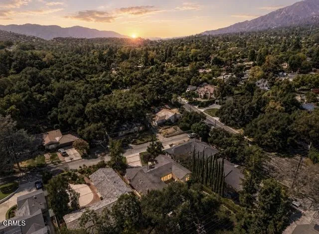 4292 Mesa Vista Drive La Canada Flintridge, CA 91011