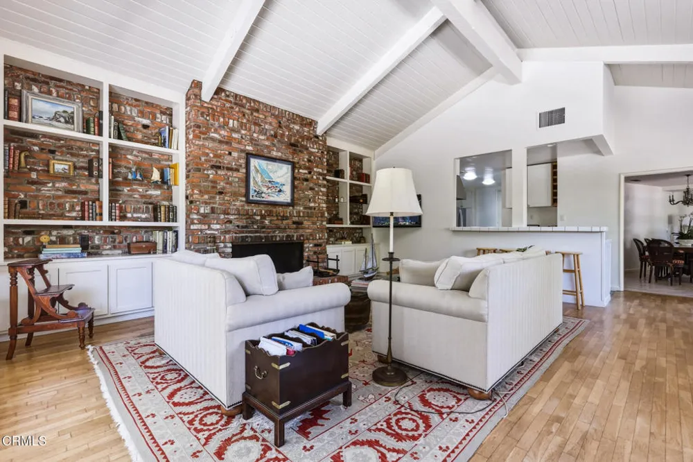 4292 Mesa Vista Drive La Canada Flintridge, CA 91011
