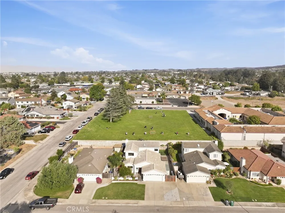 4895 Ruby Crest Court Santa Maria, CA 93455