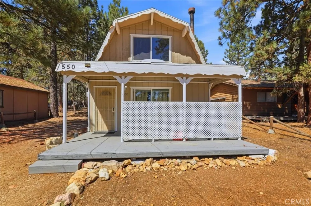 550 Pine Lane Sugarloaf, CA 92386