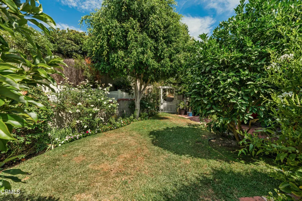 3615 Los Amigos Street Glendale, CA 91214