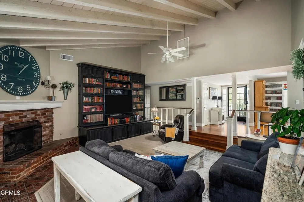 3615 Los Amigos Street Glendale, CA 91214