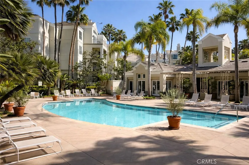 2253 Martin #107 Irvine, CA 92612