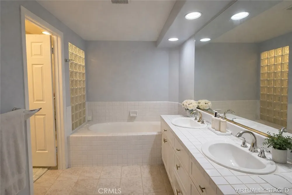2253 Martin #107 Irvine, CA 92612
