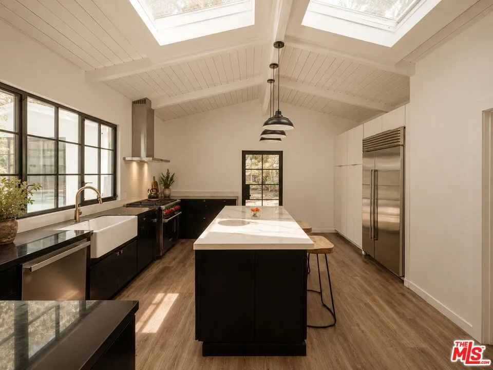 13019 Sky Valley Road Los Angeles, CA 90049