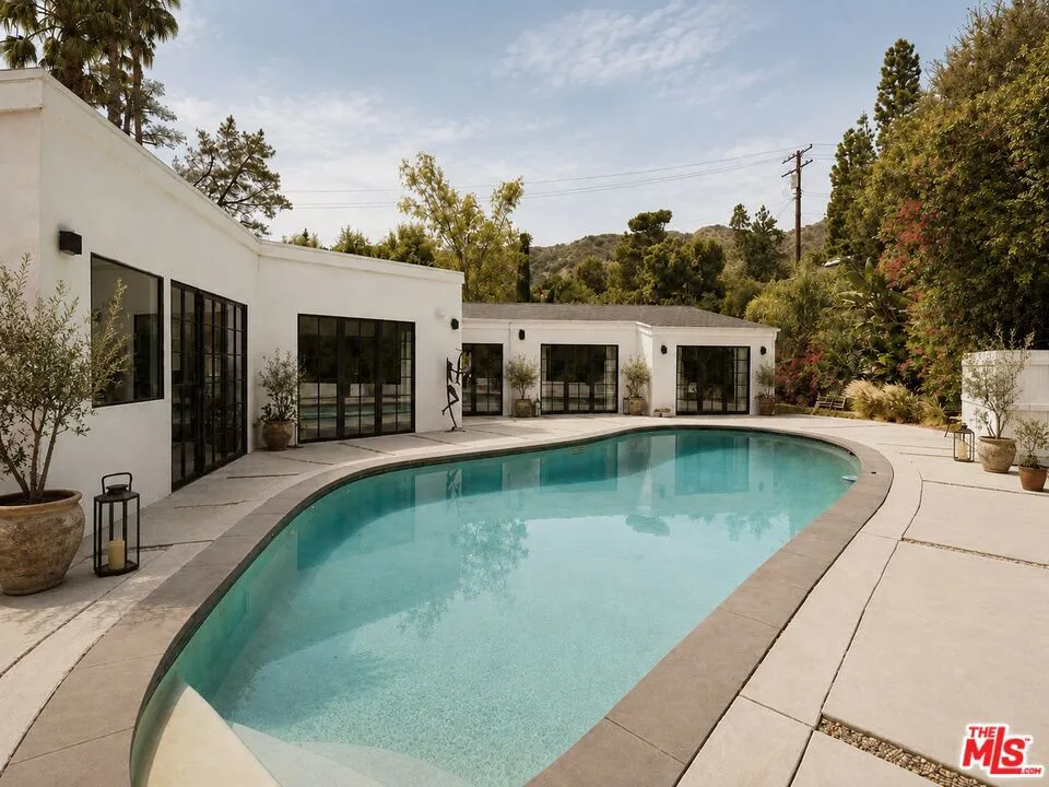 13019 Sky Valley Road Los Angeles, CA 90049