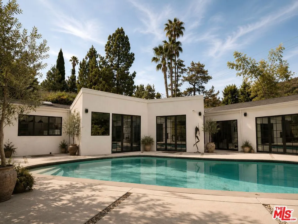 13019 Sky Valley Road Los Angeles, CA 90049