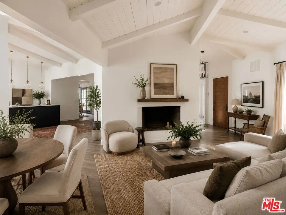 13019 Sky Valley Road Los Angeles, CA 90049