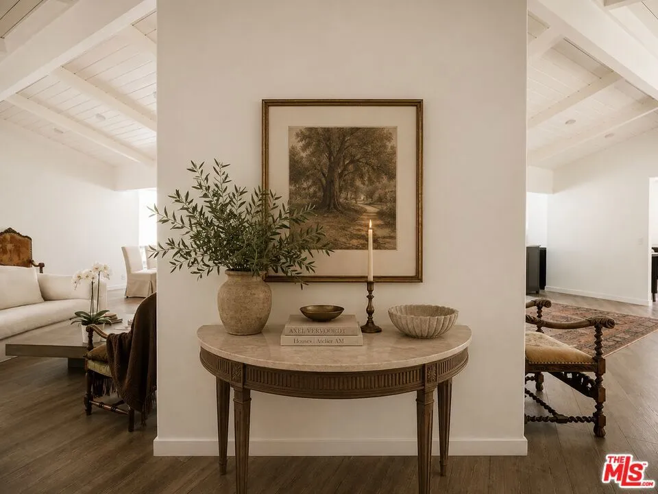 13019 Sky Valley Road Los Angeles, CA 90049