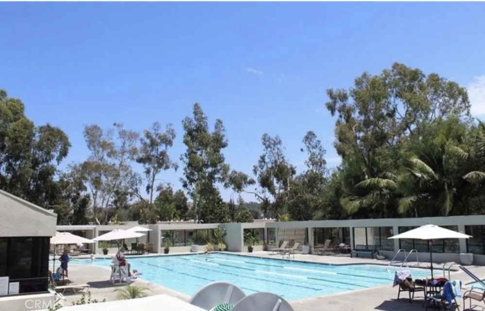967 Calle Aragon Laguna Woods, CA 92637
