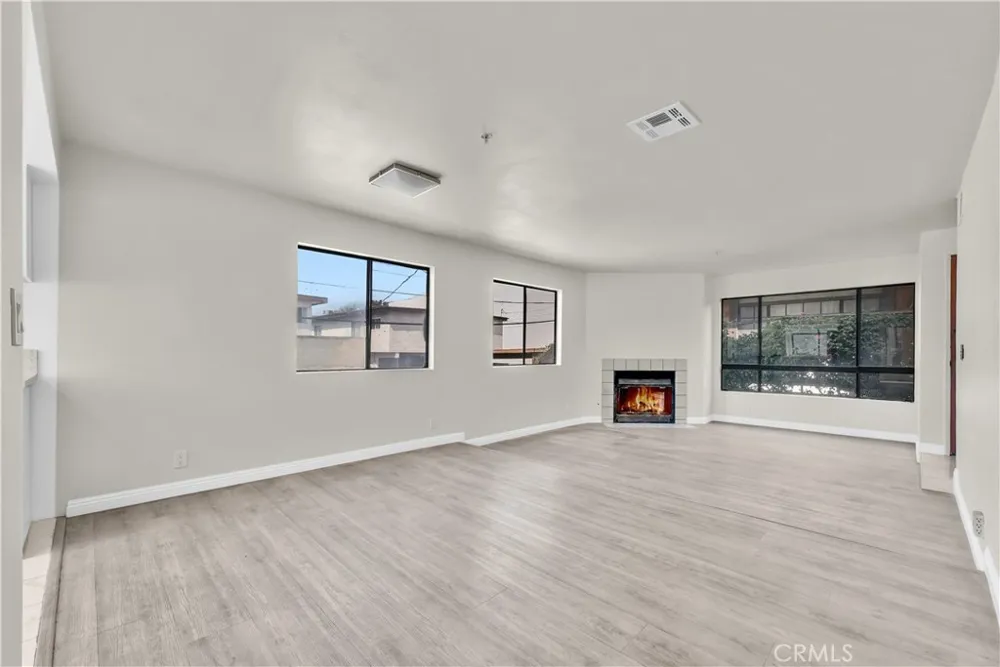 105 S Marguerita Avenue #F Alhambra, CA 91801