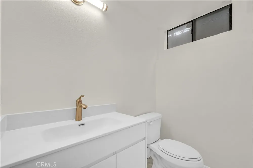 105 S Marguerita Avenue #F Alhambra, CA 91801
