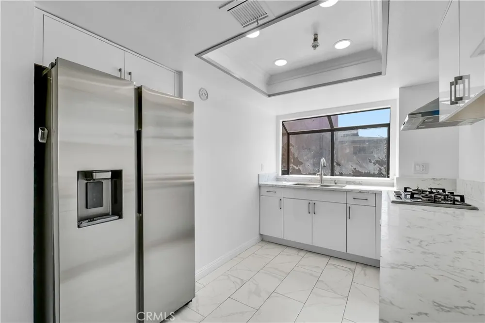 105 S Marguerita Avenue #F Alhambra, CA 91801