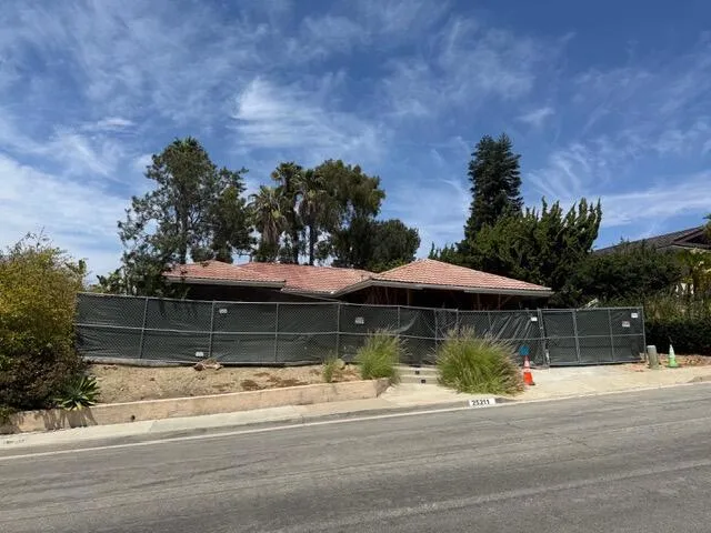 25211 Via Piedra Blanca Laguna Niguel, CA 92677