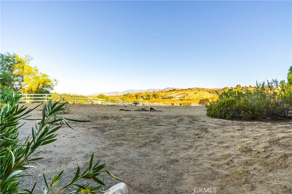 5370 E Avenue T10 Palmdale, CA 93552