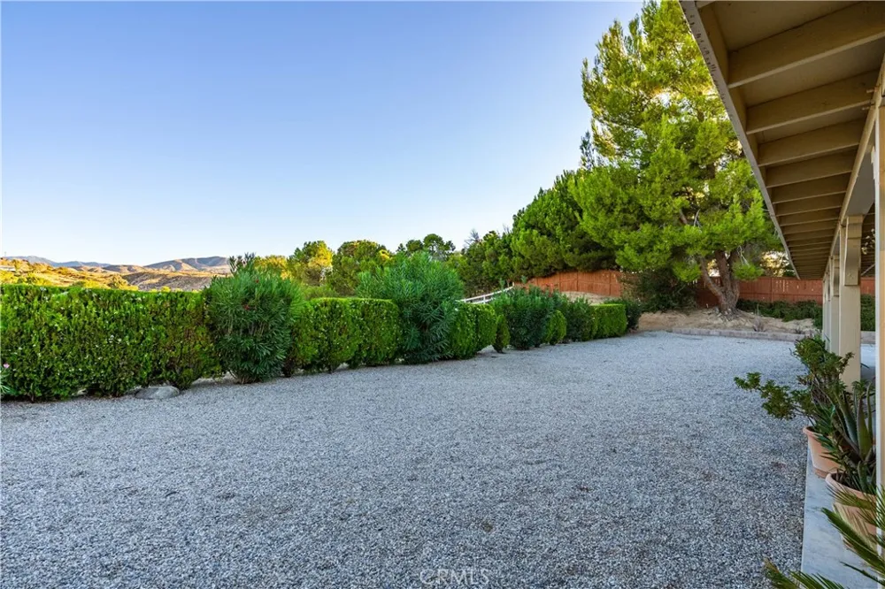 5370 E Avenue T10 Palmdale, CA 93552