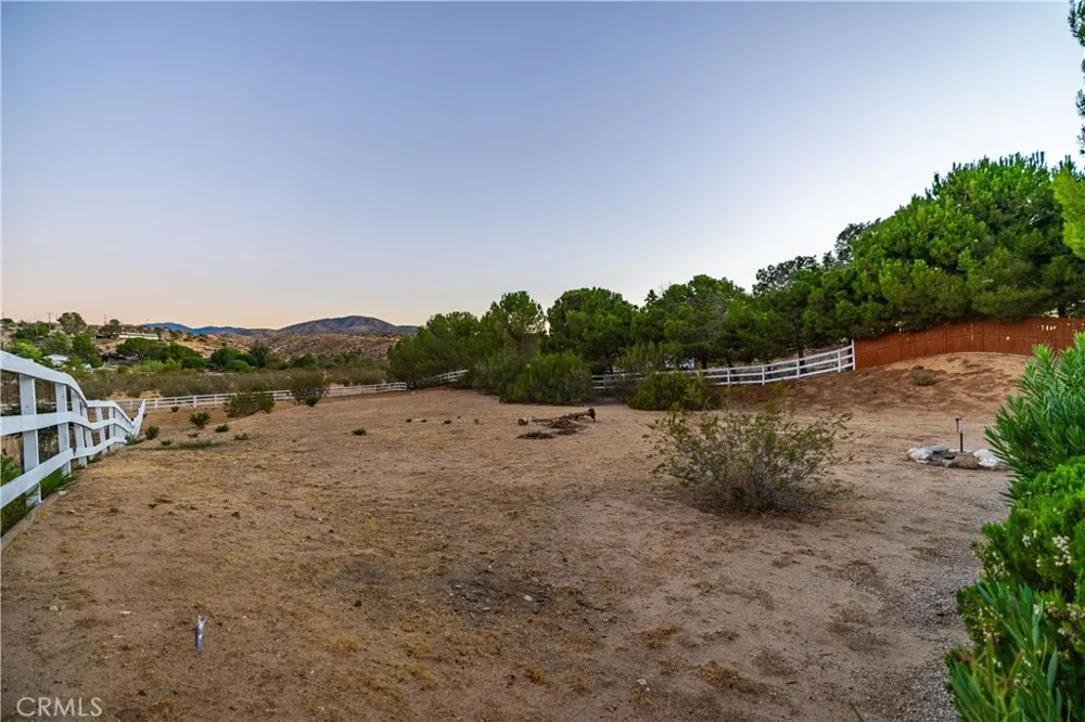5370 E Avenue T10 Palmdale, CA 93552