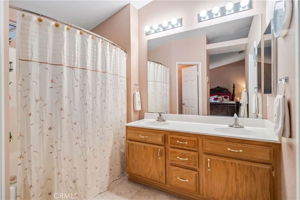 5370 E Avenue T10 Palmdale, CA 93552