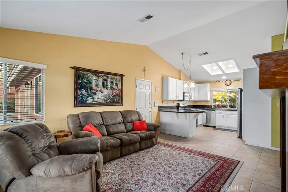 5370 E Avenue T10 Palmdale, CA 93552