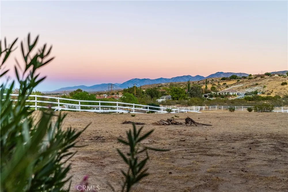 5370 E Avenue T10 Palmdale, CA 93552