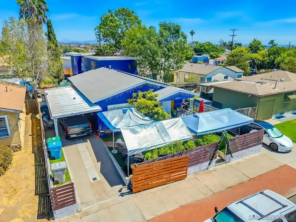 3517 Central Ave. San Diego, CA 92105