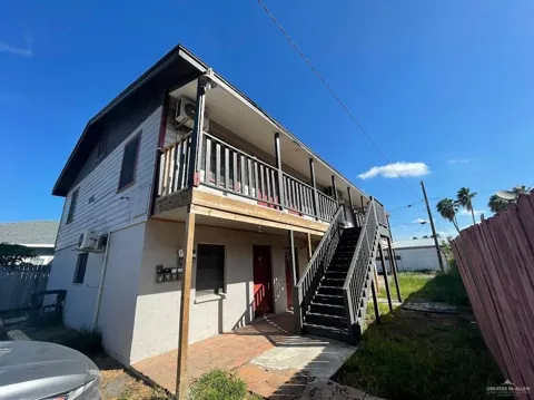 306 W Saint Francis Street #1