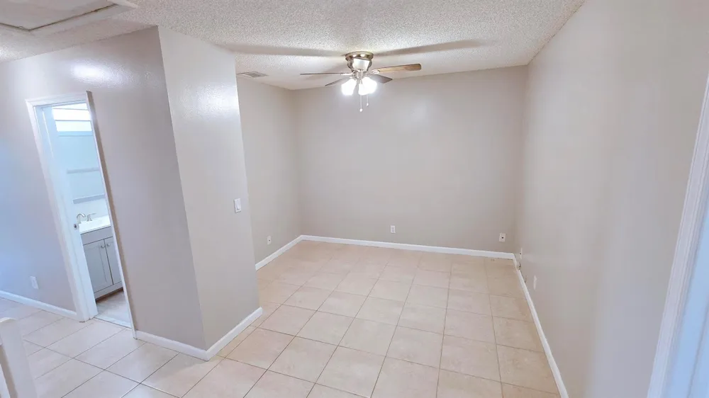 9807 NW 57 Manor Coral Springs, FL 33076