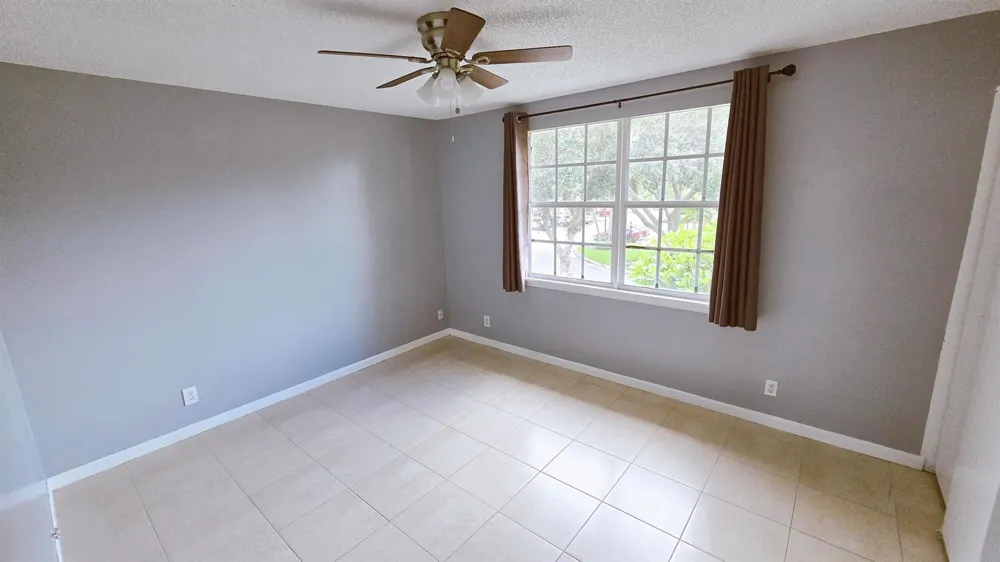 9807 NW 57 Manor Coral Springs, FL 33076