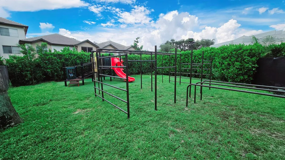 9807 NW 57 Manor Coral Springs, FL 33076