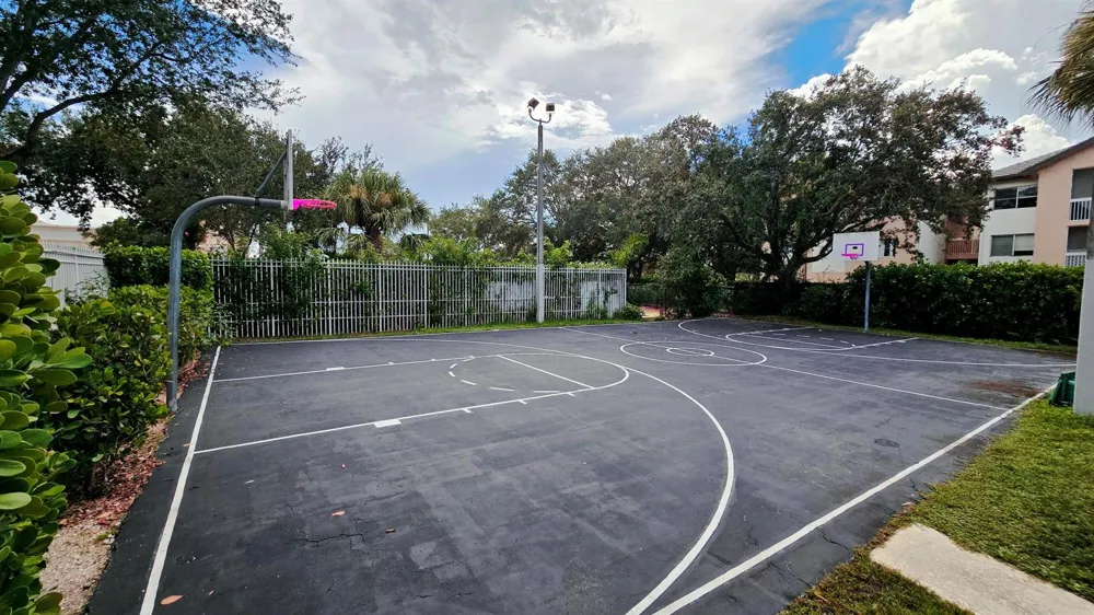9807 NW 57 Manor Coral Springs, FL 33076